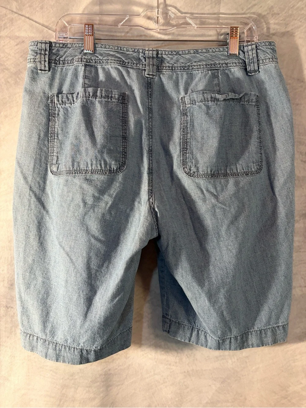 St. John’s Bay Embroidered Chambray Bermuda Shorts Women’s Size 12 Floral - Picture 6 of 9